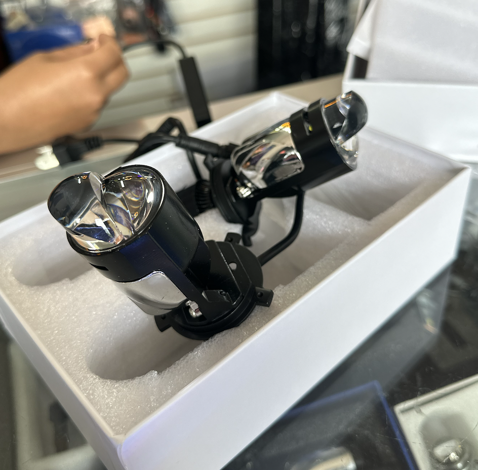 BOMBILLO BIFOCAL SOLO BLANCO (M011X-W)